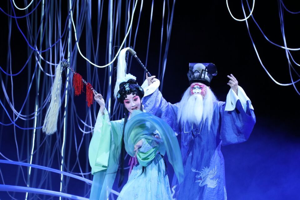 由腾腾饰曹娥  李鸿良饰刘安