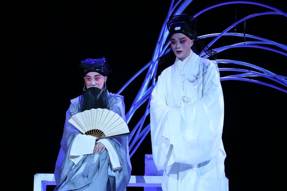 关栋天饰张旭  张军饰关怀