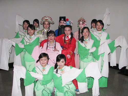 第二十一届社团巡礼闭幕晚会参演社员合影