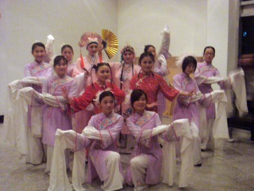 第二十二届社团巡礼闭幕晚会参演社员合影